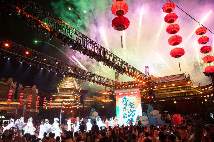华强方特获2021年度“游乐界金冠奖”2项大奖2.jpg